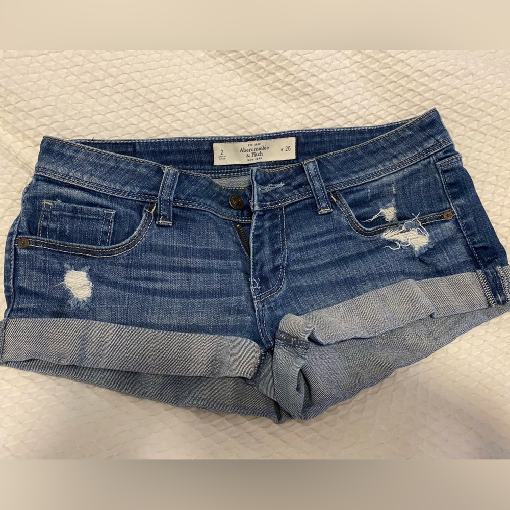 Abercrombie and Fitch shorts - size 2